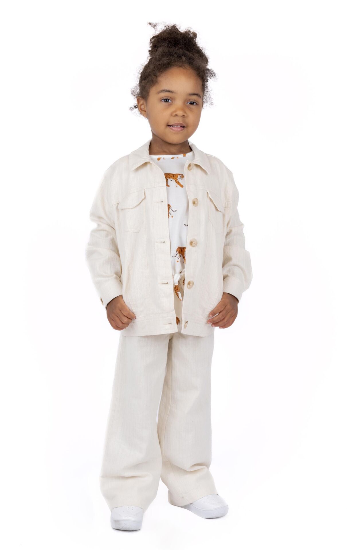 KIZ ÇOCUK DÜĞMELİ CEKET