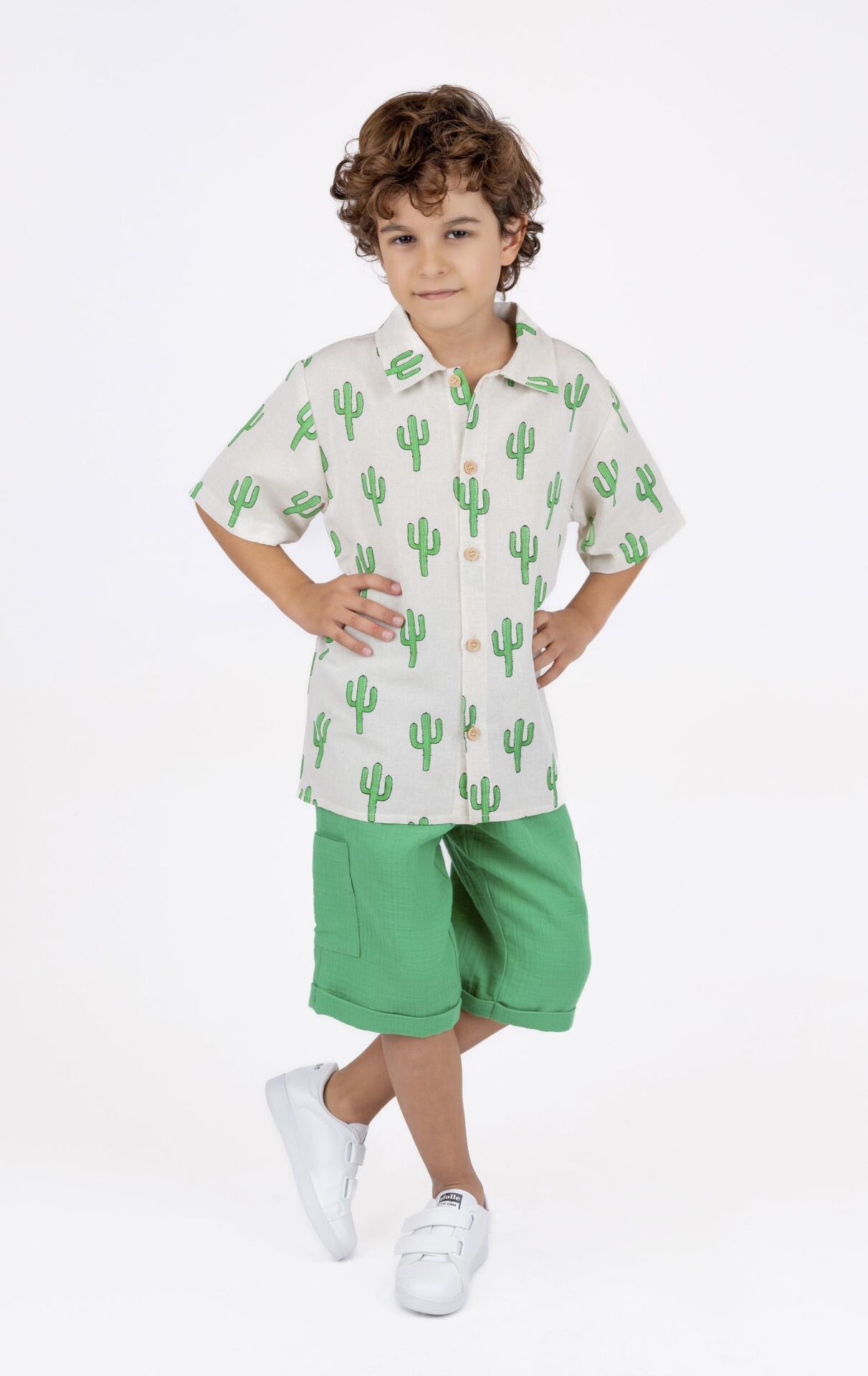 ERKEK ÇOCUK YAMA CEPLİ ŞORT