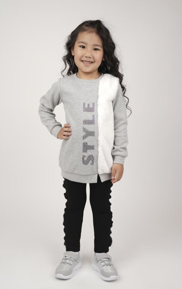 KIZ ÇOCUK PELUŞ DETAYLI BASKILI SWEATSHIRT